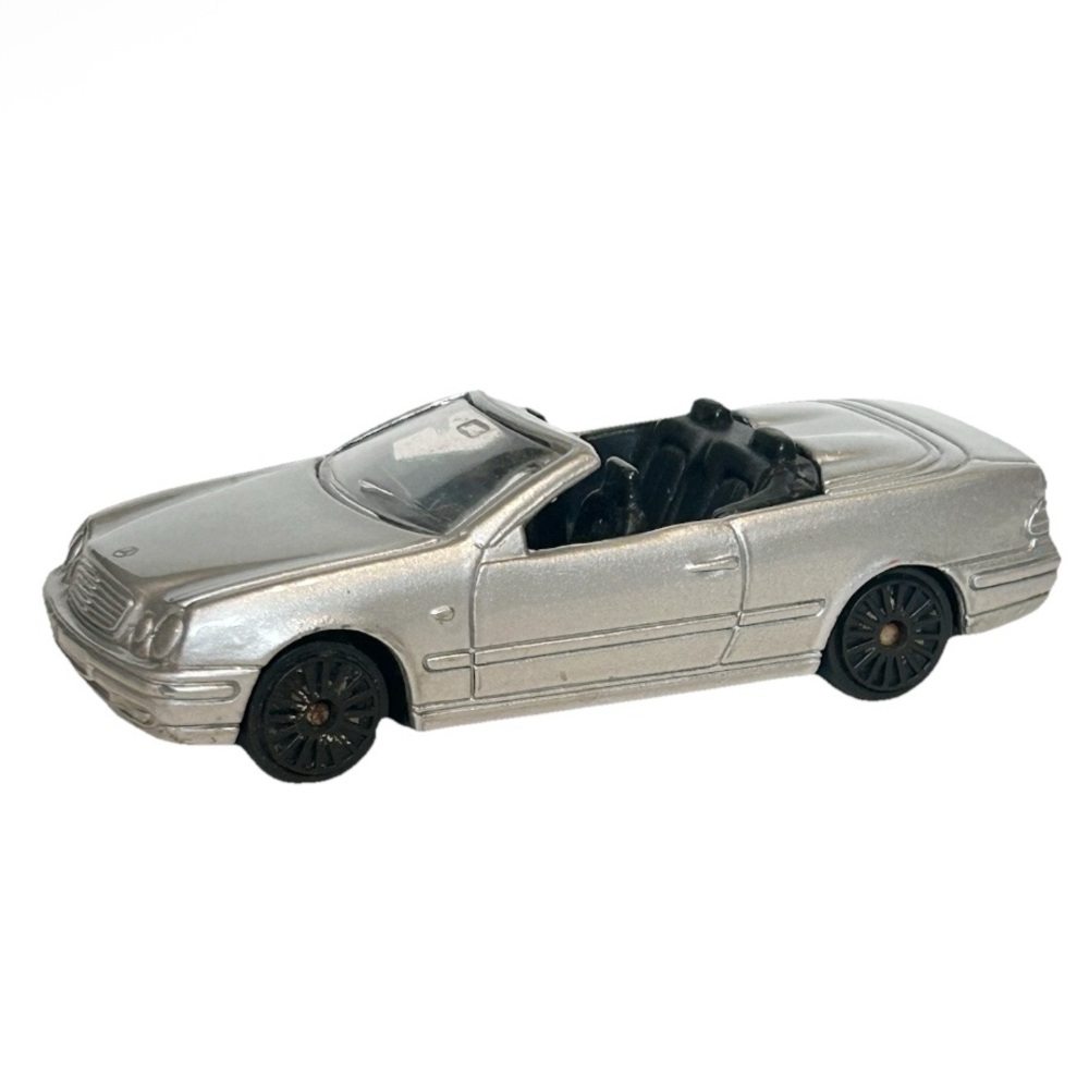 Vintage Maisto Silver Mercedes-Benz CLK Cabrio Convertible Diecast Model Toy Car